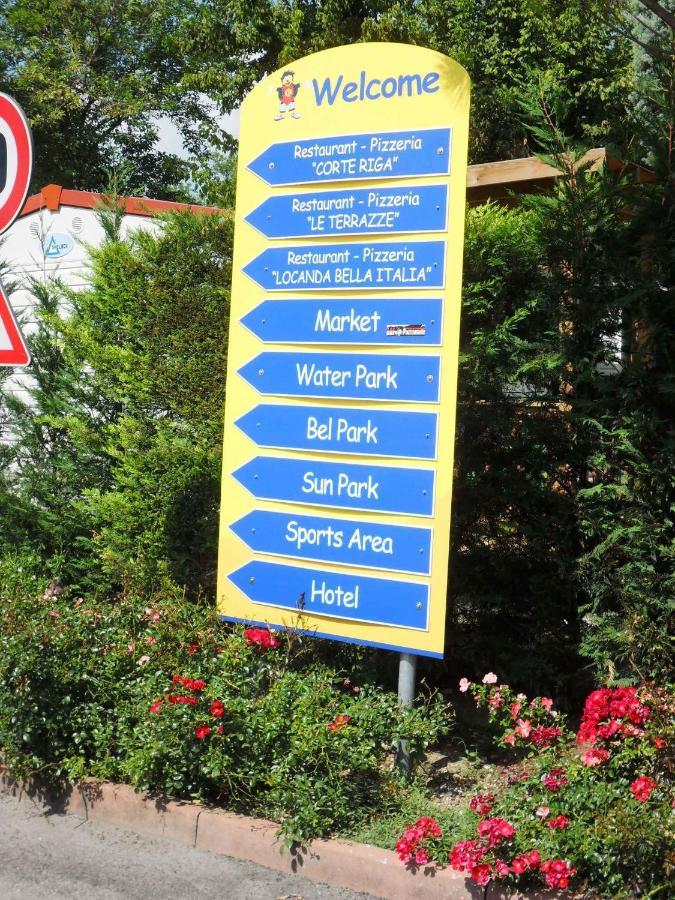 Camping Bella Italia In Peschiera Del Garda - Gardasee Daire Dış mekan fotoğraf